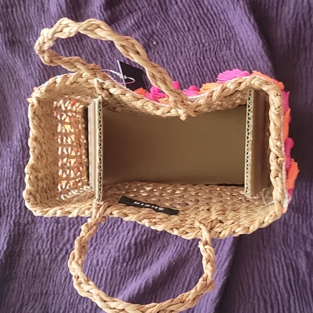 Purse - Picture 2 of 3